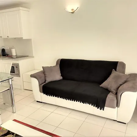 Les Mouettes Palm Beach Apartment *